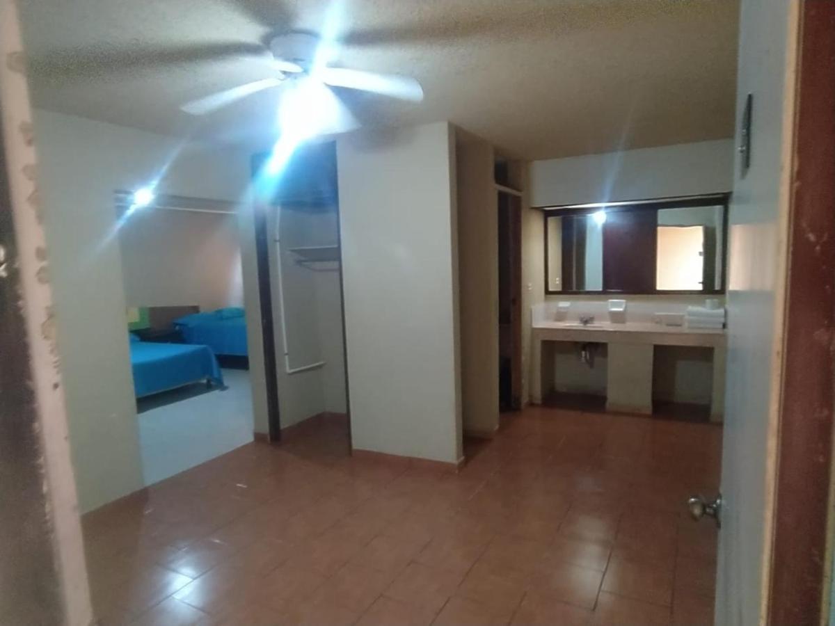 Hotel Posada Del Rey Matamoros  Buitenkant foto